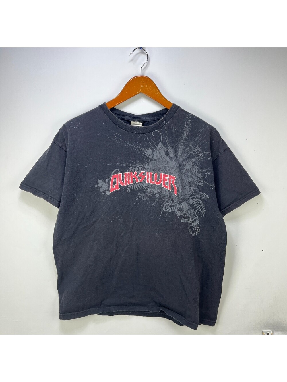 Vintage Quiksilver Y2K Logo Graphic Faded Black T Shirt L